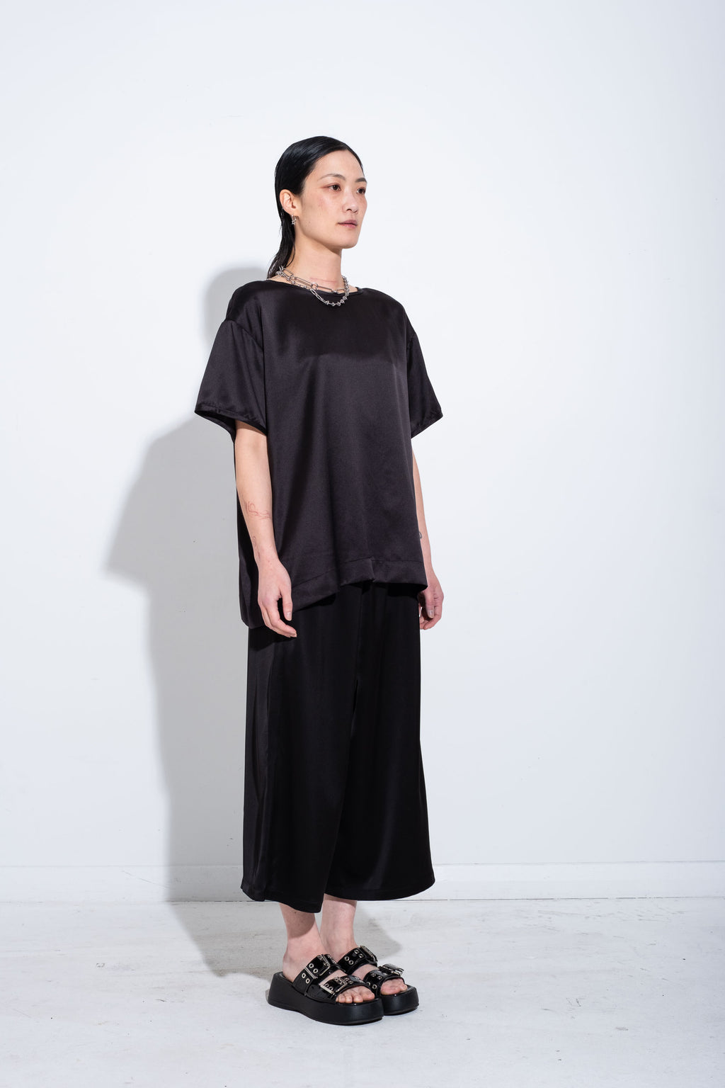 SVEN TOP - Black Silk