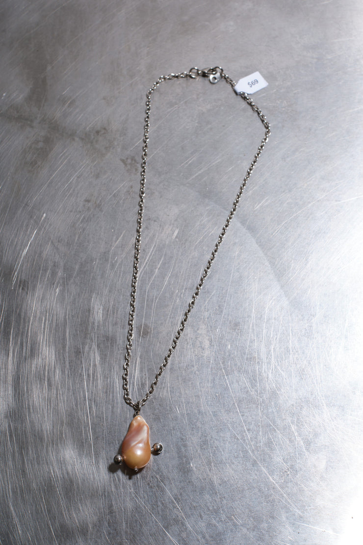 Baroque Pearl Bar Piercing Necklace (Recycled Chain) - Pink - SEAPUNKS.XX