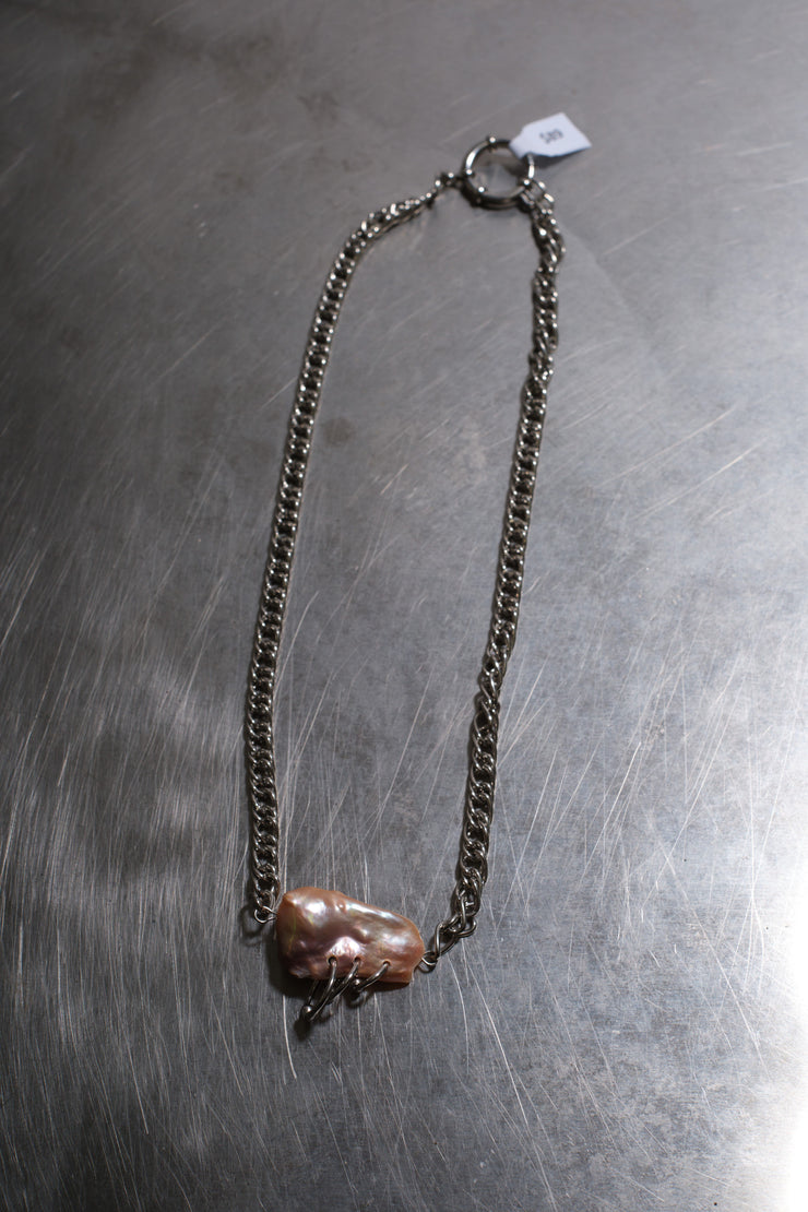 Baroque Pearl Piercing Necklace (Recycled Chain) - Pink - SEAPUNKS.XX
