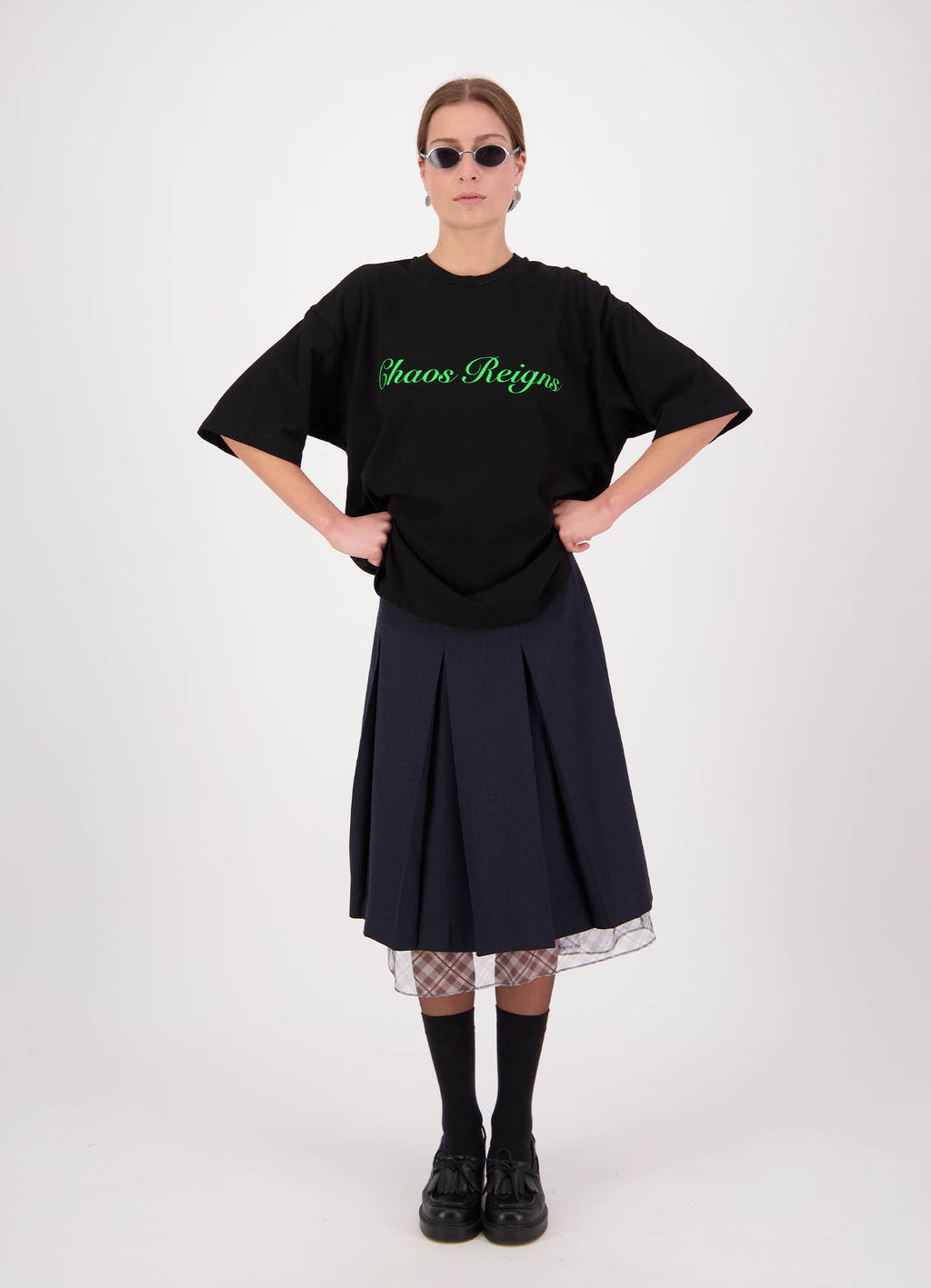Chaos Reigns Tee - Black - DAYLIGHT MOON