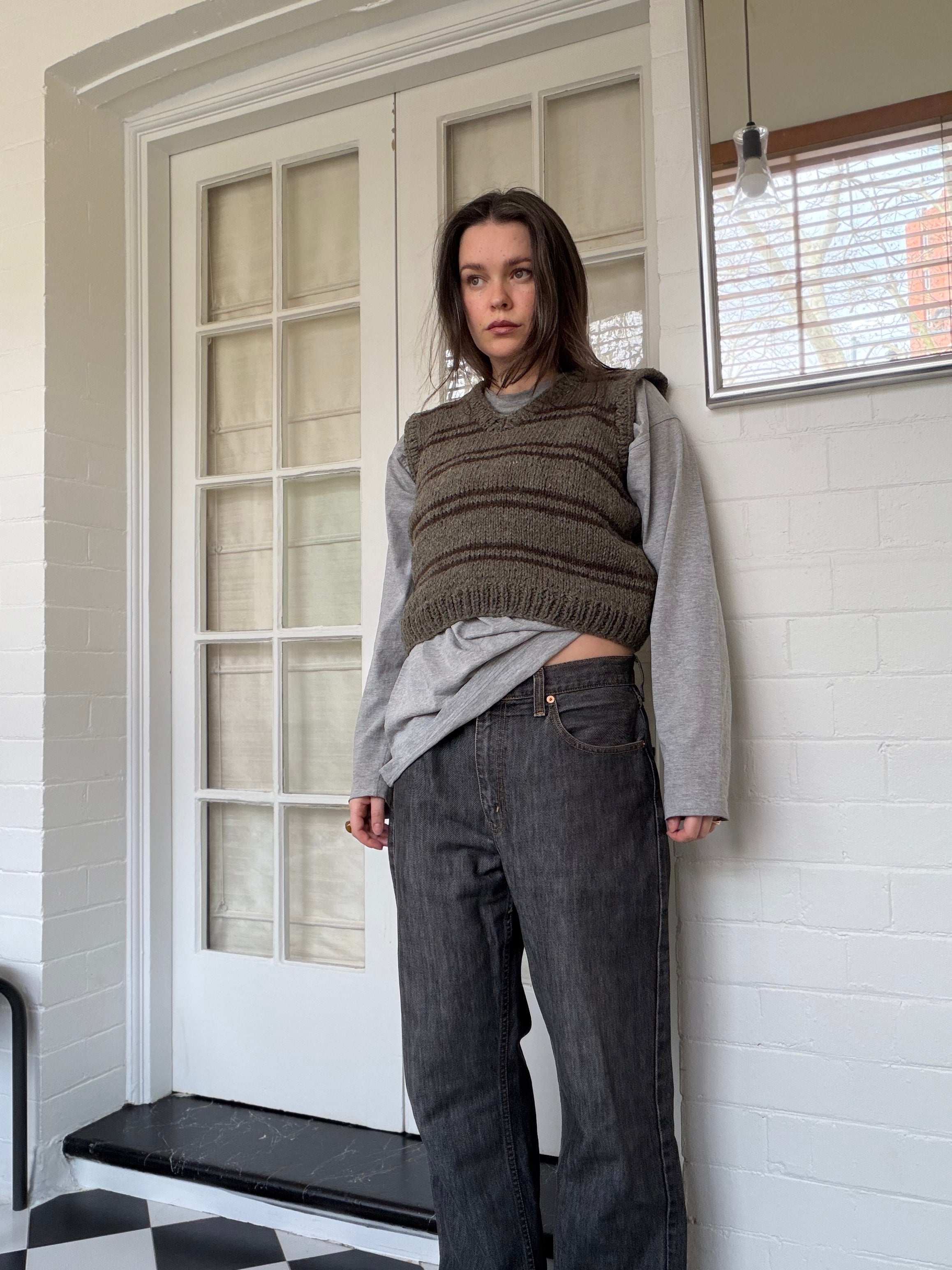 Wood Ash Vest - Grey - ITCHY KNITS