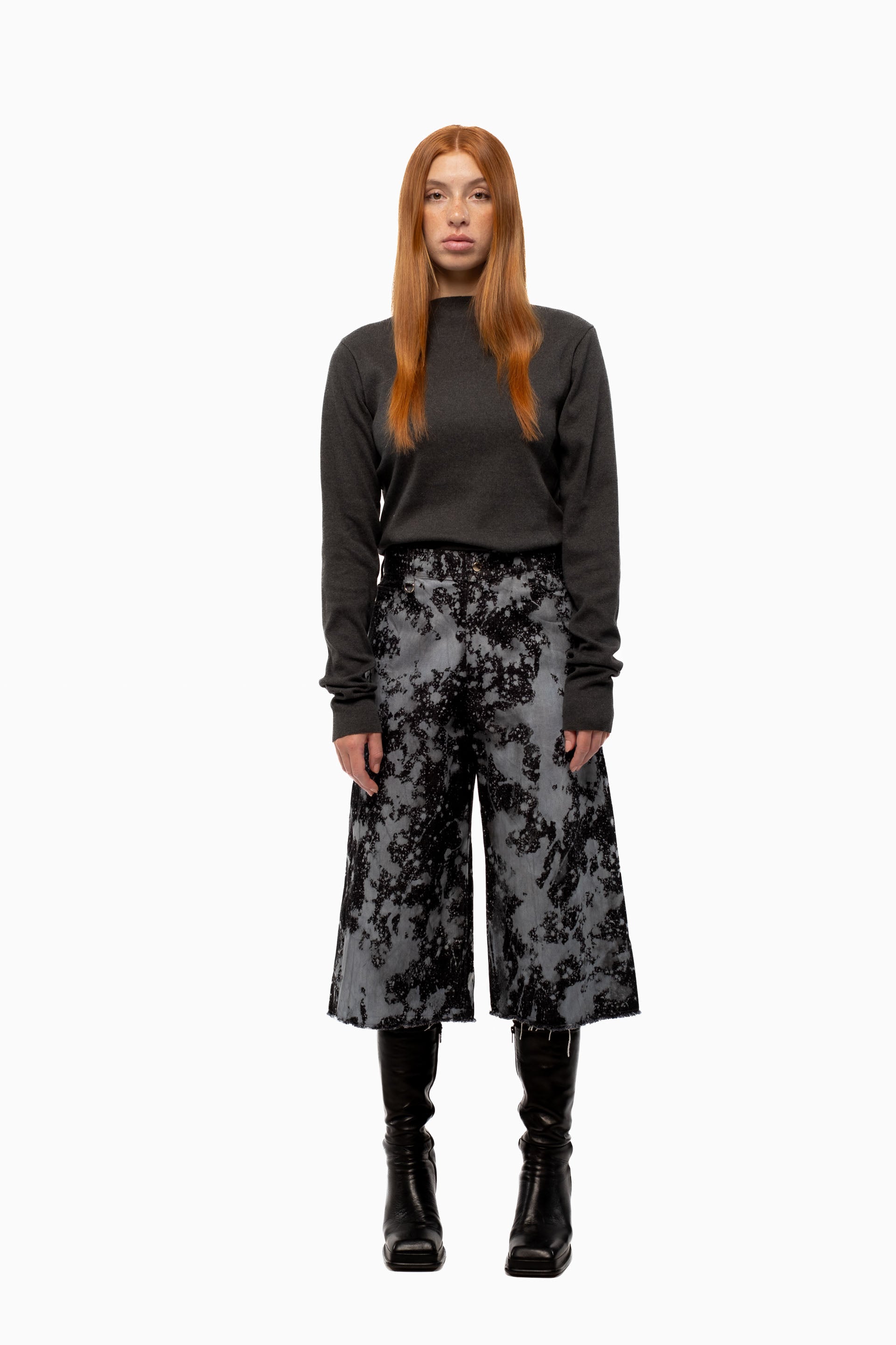 UTILITY SHORTS - Ash Bleach