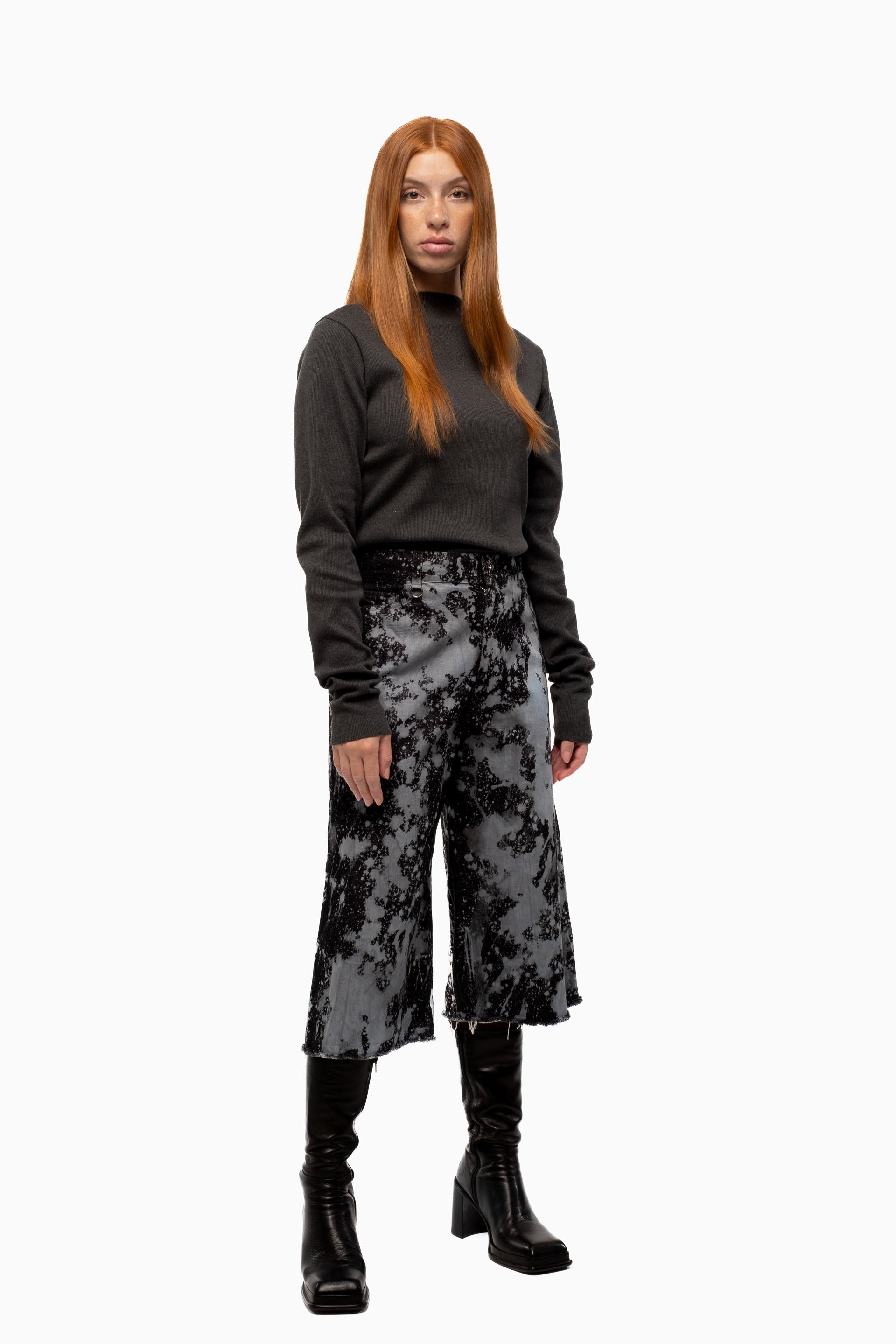 UTILITY SHORTS - Ash Bleach