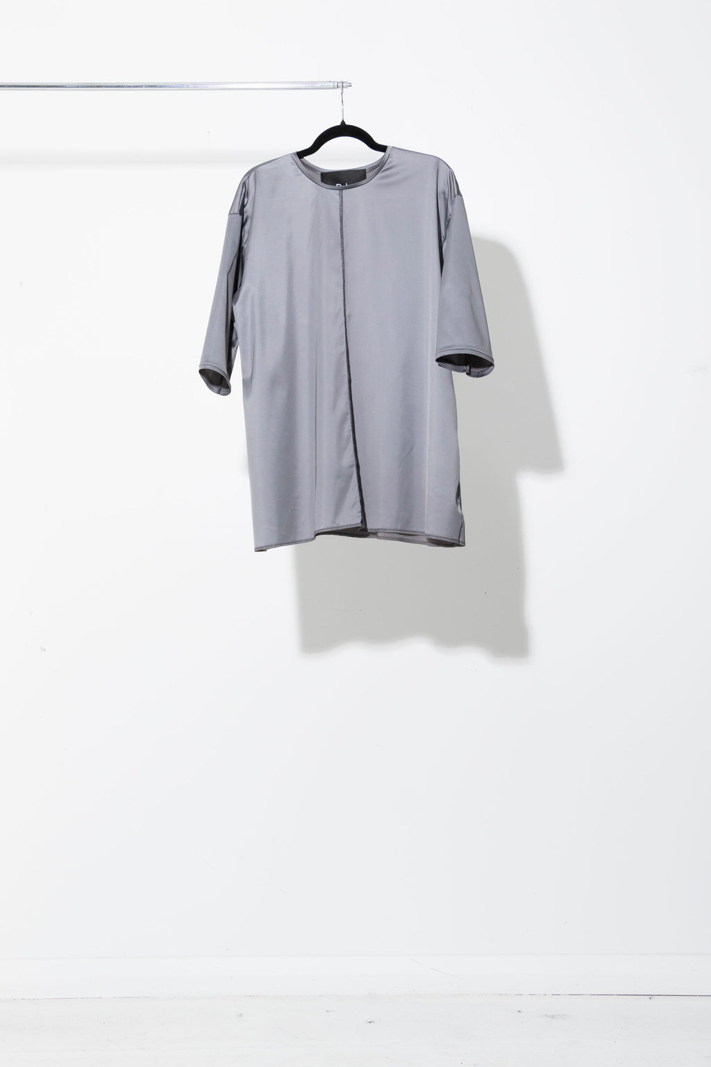 FREJA TSHIRT - Grey + Black Stitch