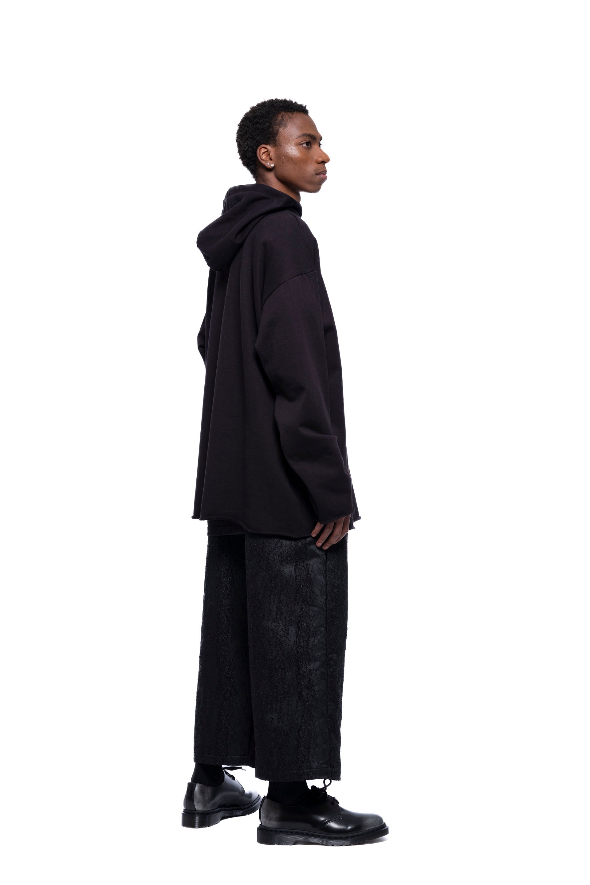 SLOW FORM HOODIE – Black