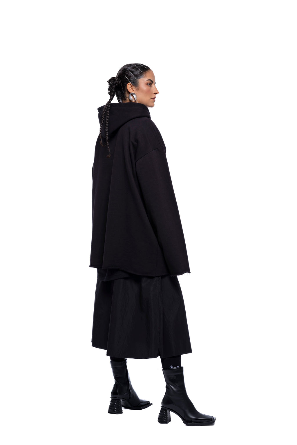 SLOW FORM HOODIE – Black