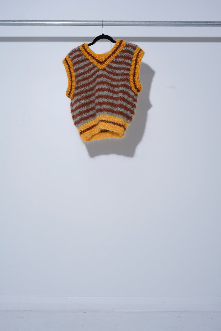 MID-CENTURY VEST - Itchy Knits