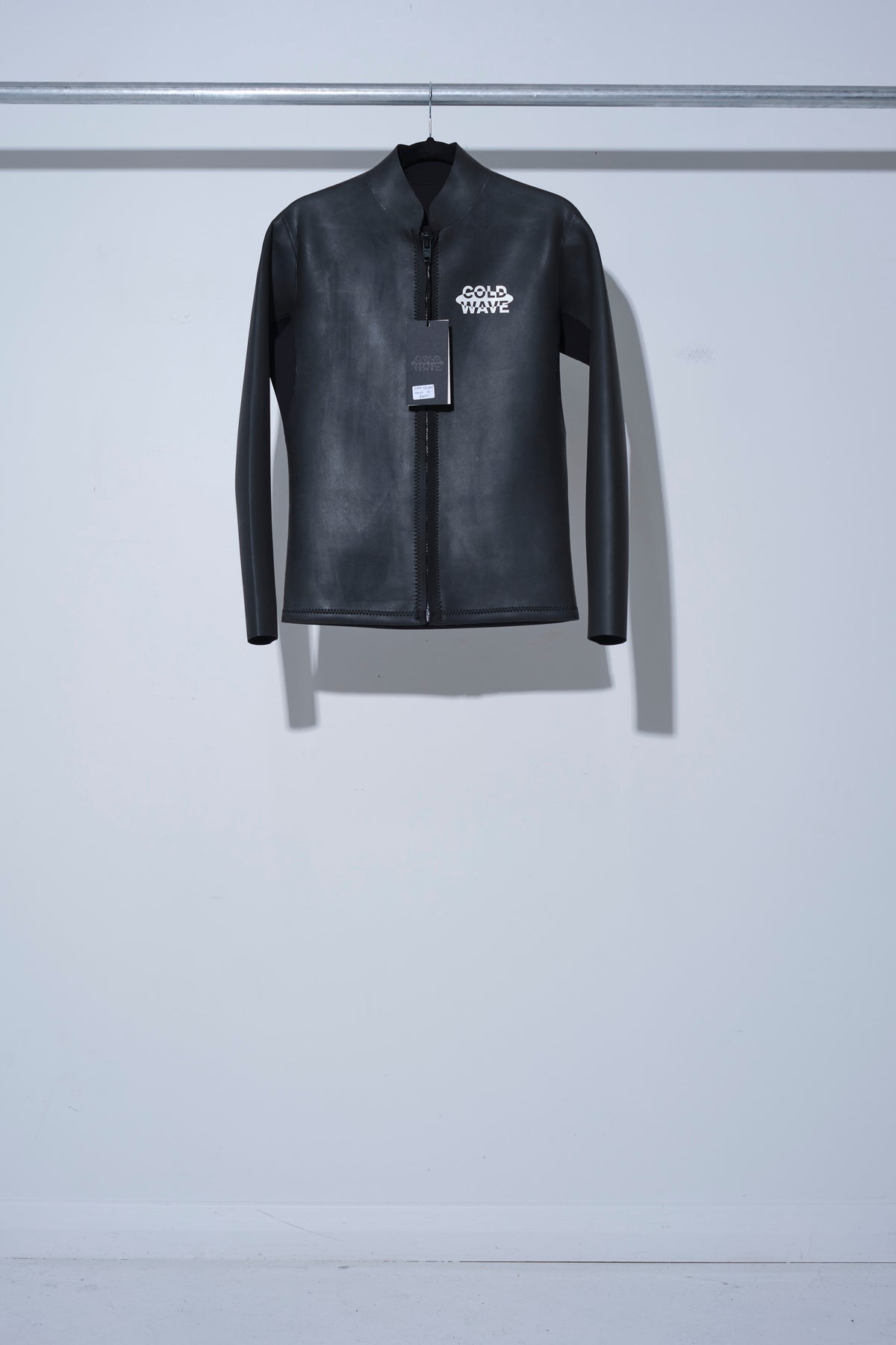 Mens 2mm Long Sleeve Vest – COLD WAVE