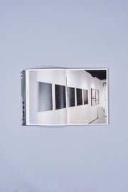 »catherine griffiths : SOLO IN [ ] SPACE« A documentation Zhihua Duan [with Catherine Griffiths]