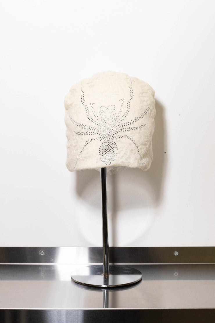 Spider Web Beanie – JING HE