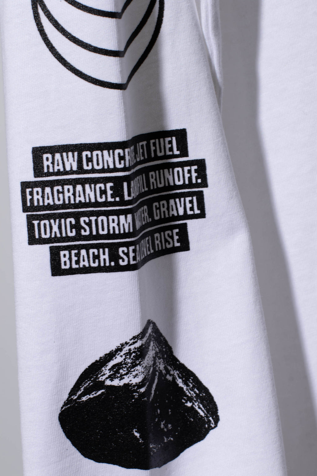 Gravel Beach L/S Tee (White) – COLD WAVE