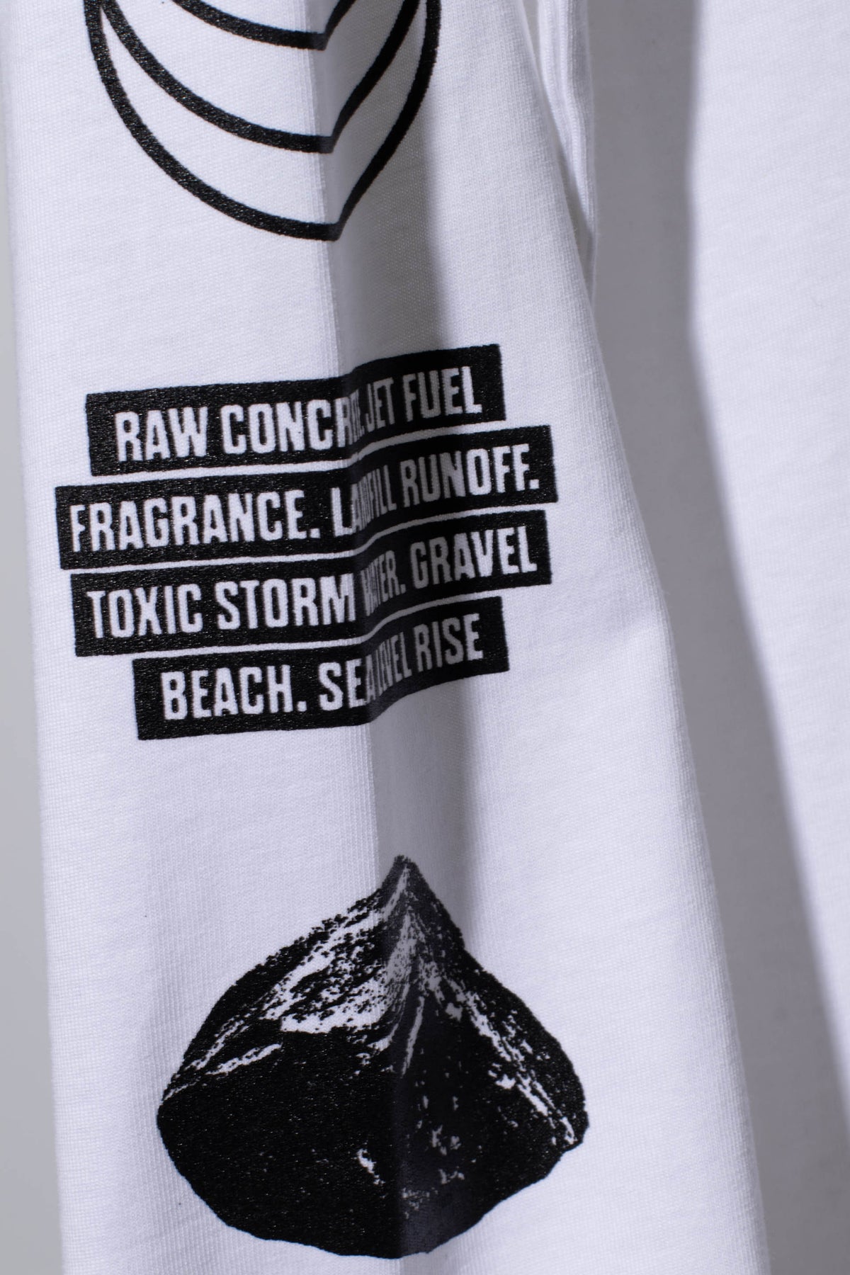 Gravel Beach L/S Tee (White) – COLD WAVE