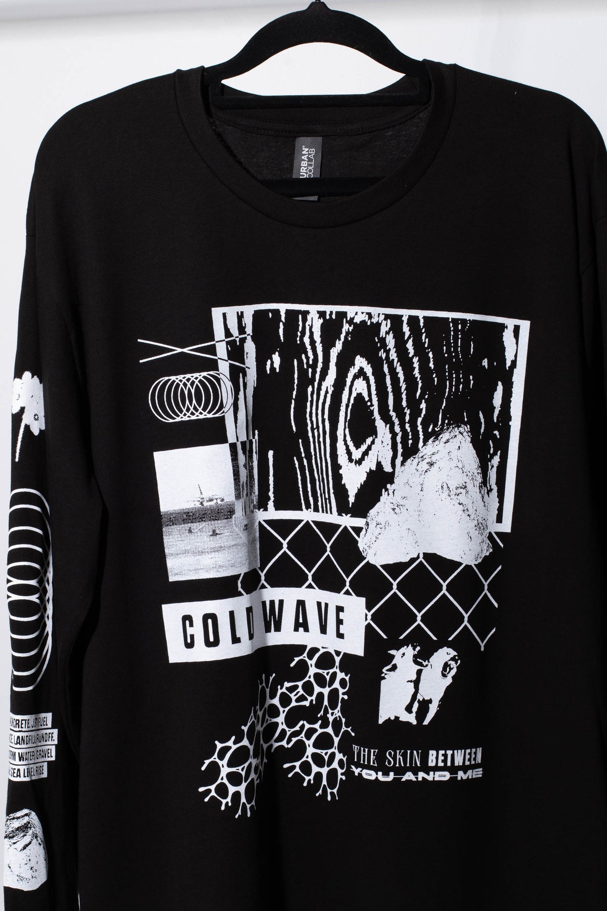 Gravel Beach L/S Tee (Black) – COLD WAVE