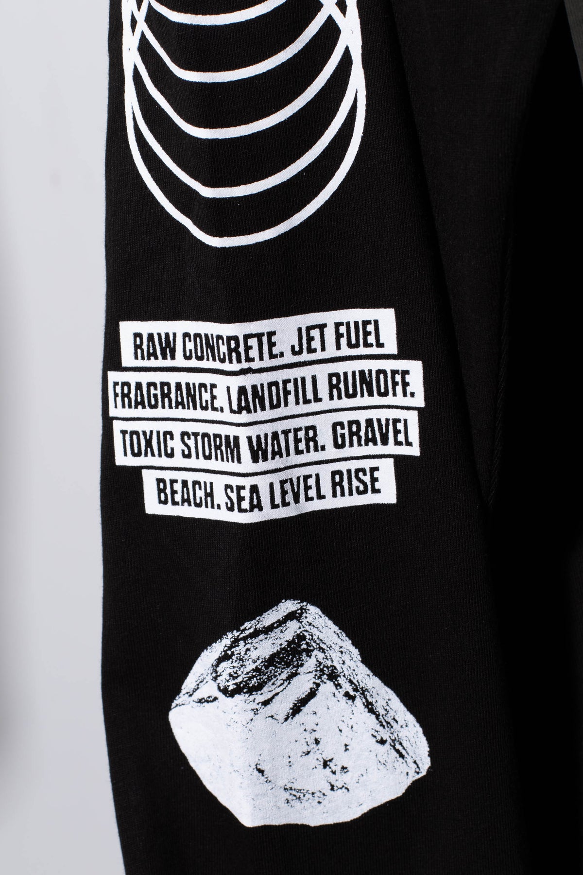 Gravel Beach L/S Tee (Black) – COLD WAVE