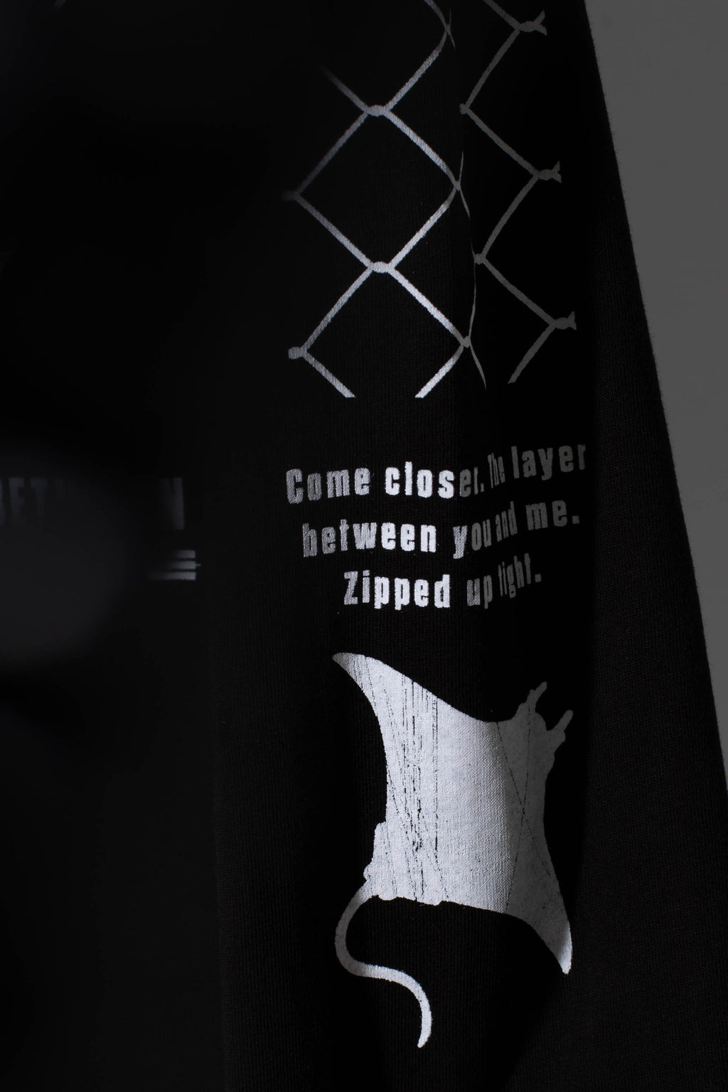Gravel Beach L/S Tee (Black) – COLD WAVE
