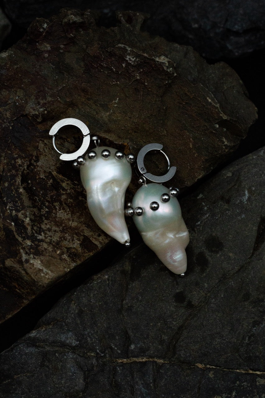 Halo White Pearl Earrings [E4] - SEAPUNKS.XX
